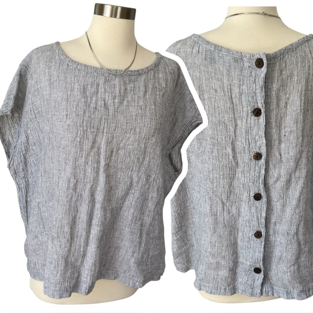 Tahari Light Gray Button-Back Linen Top